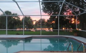 Luxury 3-Bedroom Home Near Beaches With Pool